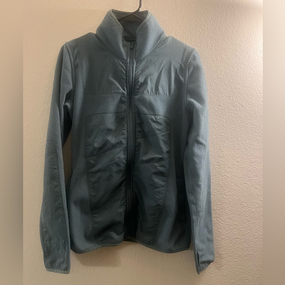 Women’s Nike fleece jacket size small